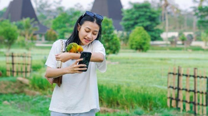Animal feeding di Semar Edupark Karanganyar.