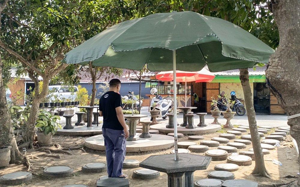 Area outdoor di Pecel Menangan 2 Sukoharjo