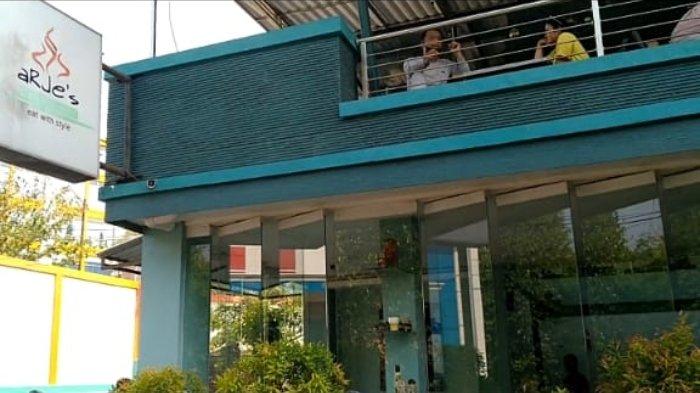 Arjes Kitchen, tempat makan siang enak dan murah meriah di belakang UNS, Kecamatan Jebres, Kota Solo, Jawa Tengah, Selasa (7/11/2023).
