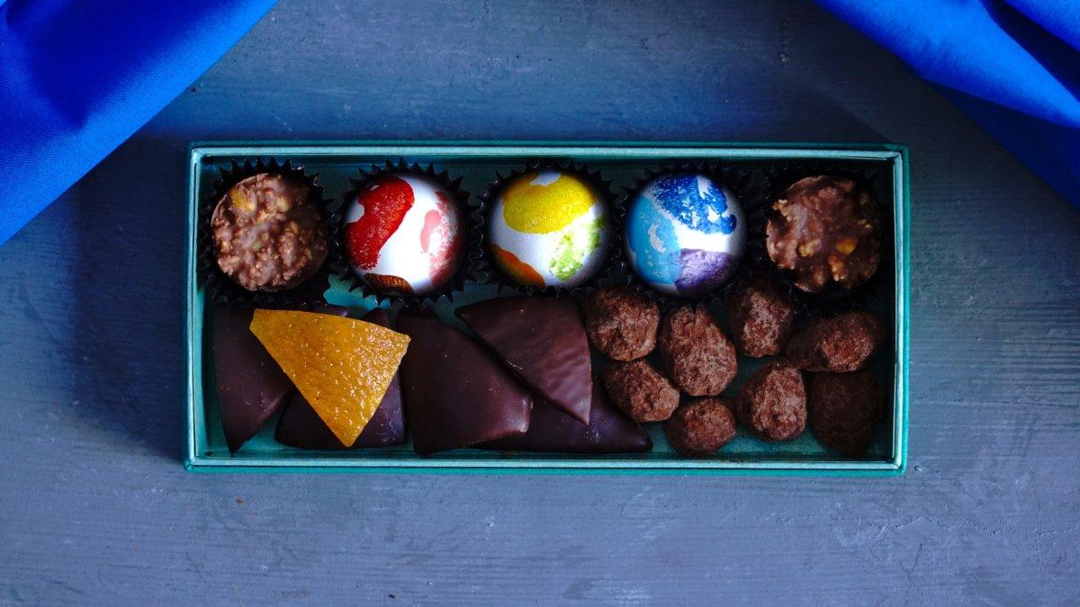 Artichoke, satu toko cokelat terbaik di Tokyo Jepang yang bisa kamu kunjungi buat belanja oleh-oleh.