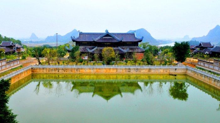 Bai Dinh, kompleks kuil Budha terbesar di Vietnam.
