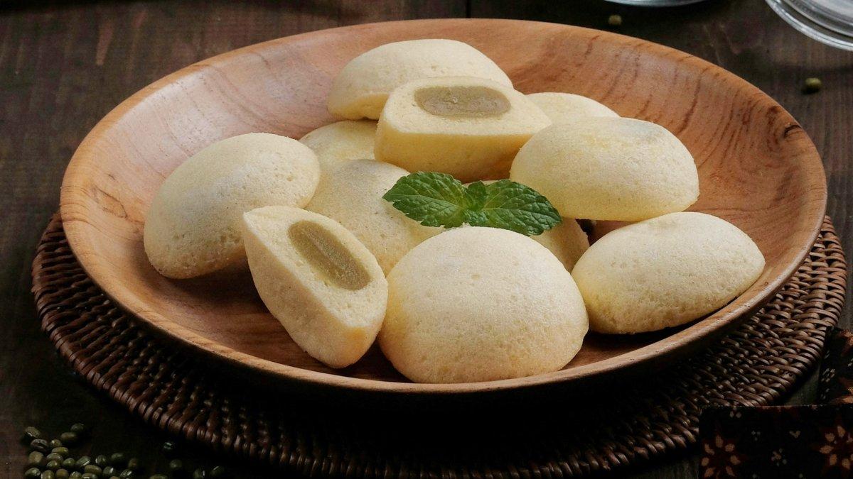 Bakpia Kukus Tugu Jogja.