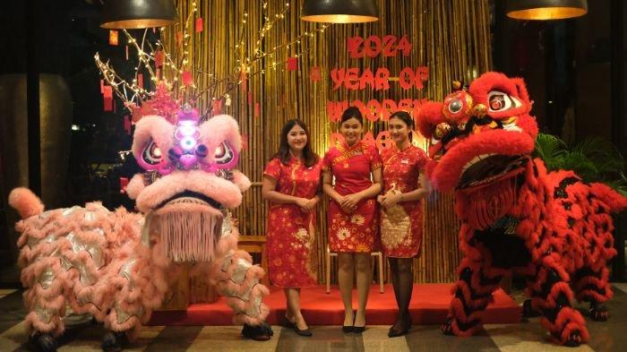 Barongsai di The Alana Sentul City