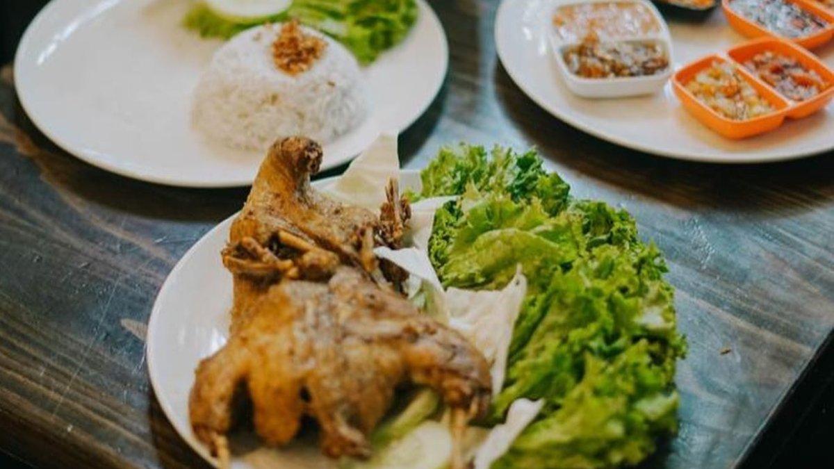 Bebeke Om Aris Otista Bogor, Bogor, Jawa Barat.