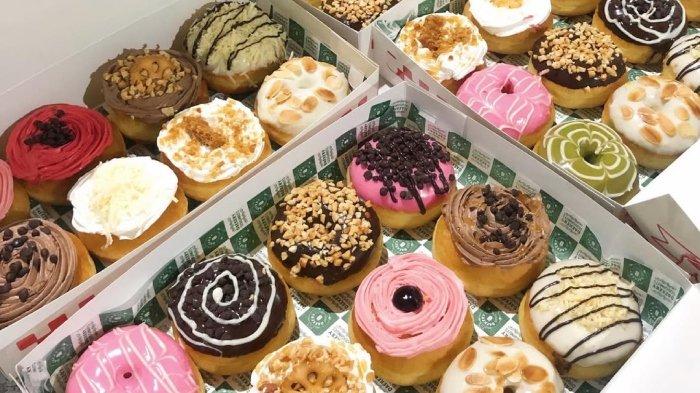 Beberapa varian donat di Daekery Doughnuts Pangkalpinang, Kepulauan Bangka Belitung.