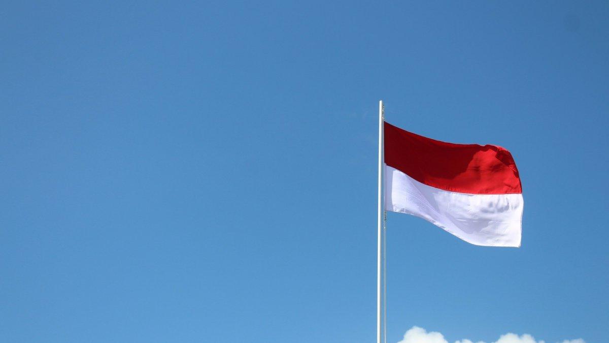 Bendera Indonesia yang berkibar