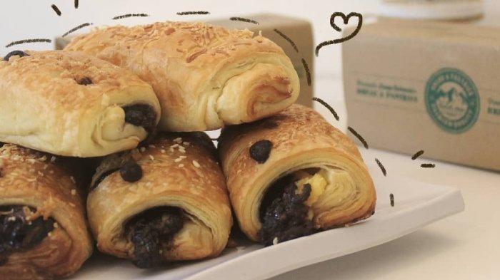 Berbagai varian rasa strudel di Pinnacle Strudel Jogja.