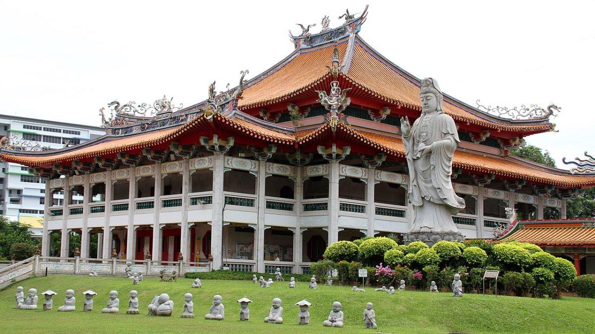 Biara Kong Meng San Phor Kark See, satu surga tersembunyi di Singapura yang menjadi tempat sempurna buat healing.