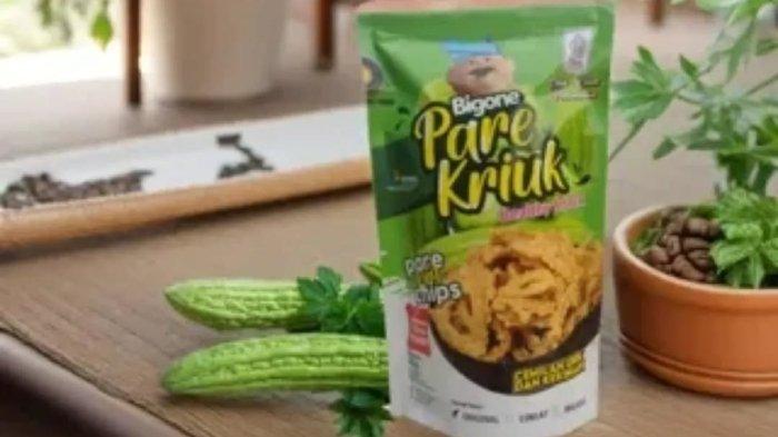 Bigone, produk oleh-oleh dari Pekanbaru, Riau yang hadirkan keripik pare gurih dan enak.