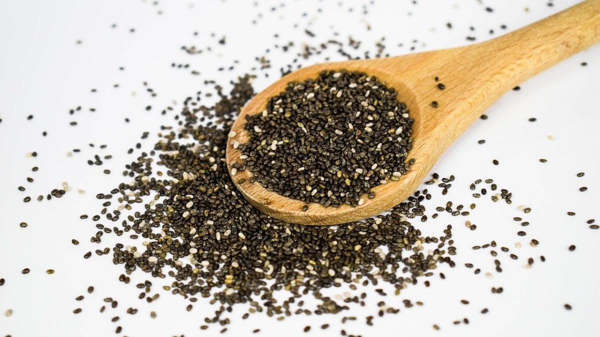 Biji chia, satu makanan terbaik yang dapat membantu menurunkan berat badan dengan aman.