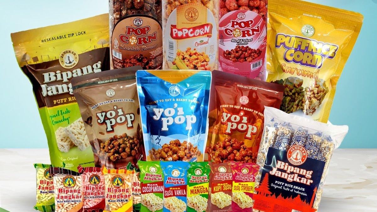 Aneka oleh-oleh yang bisa dibeli di toko Bipang Jangkar, Pasuruan, Jawa Timur