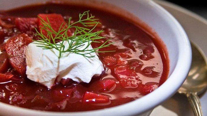 Borscht, sup bit di Ukraina untuk musim dingin.