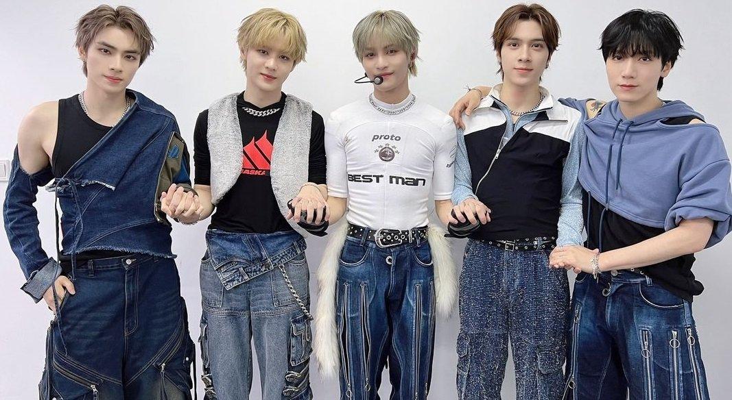 WayV.
