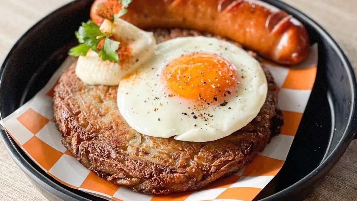 Breakfast Club, satu tempat makan murah di Singapura yang bisa kamu kunjungi.
