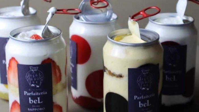Cake in a can atau kue dalam kaleng di Jepang.