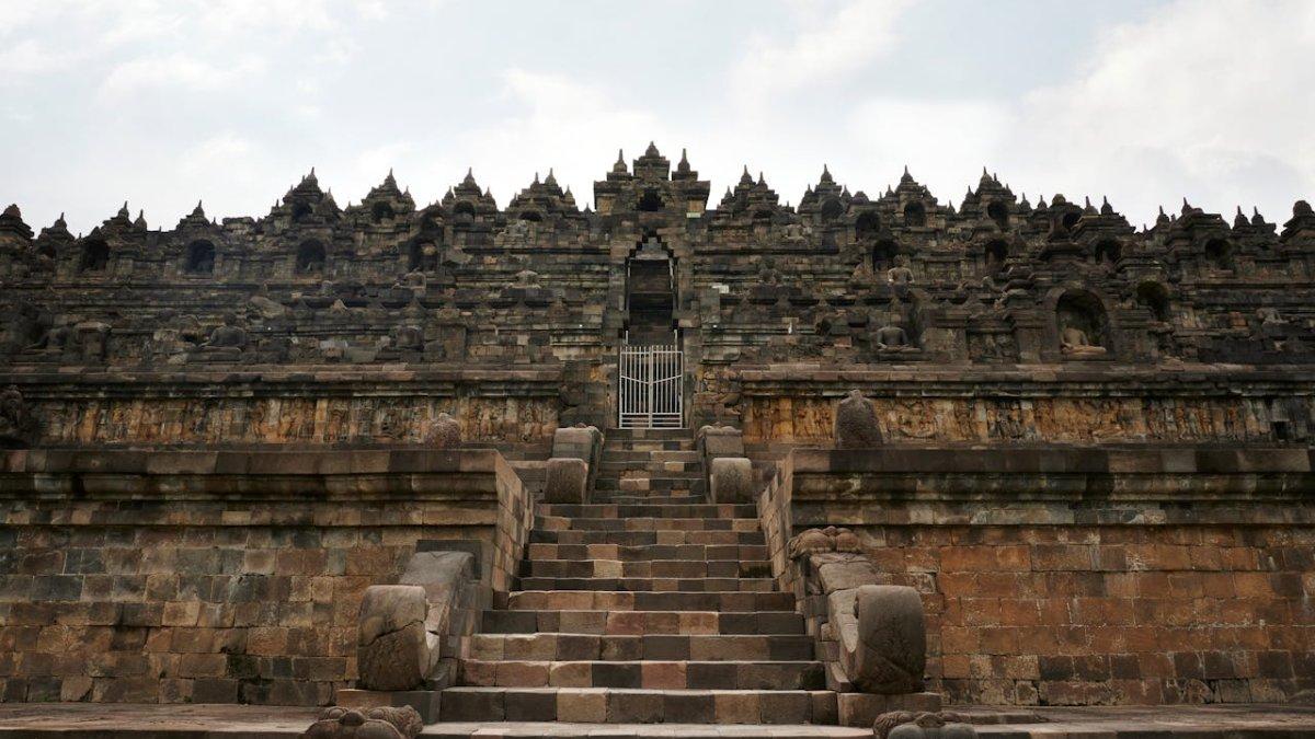 Candi Borobudur, satu tempat wisata terbaik di Magelang Jawa Tengah.