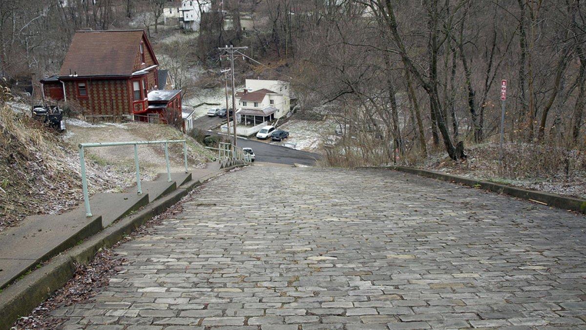 Canton Avenue, satu jalan paling curam di dunia.