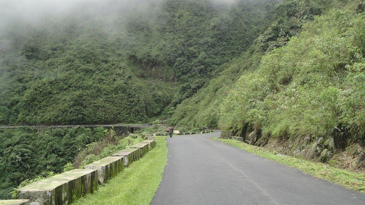 Cherrapunji, kota dengan curah hujan tertinggi di dunia yang wajib kamu kunjungi untuk mencari pengalaman unik.