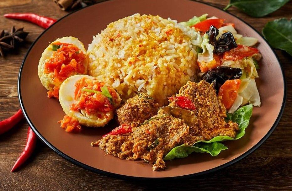 Chopstix & Rice, satu restoran halal terbaik di Singapura.