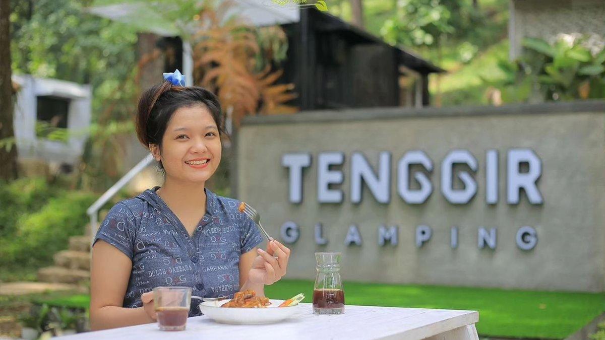 Coffee shop, satu daya tarik Tenggir Park di Karanganyar Jawa Tengah.