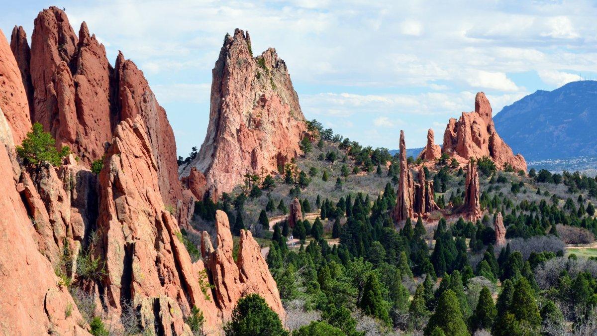 Colorado Springs, satu kota paling terjangkau di Amerika Serikat buat liburan hemat.