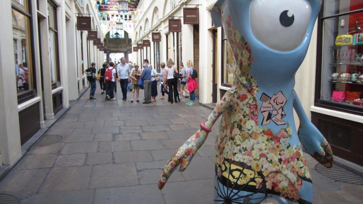 Covent Garden, satu tempat wisata gratis di London Inggris.