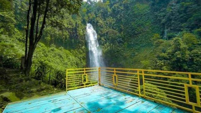 Curug Cipendok, Banyumas, Jawa Tengah.