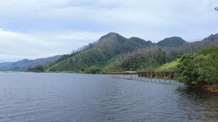 Keindahan alam di sekitar Danau Siais
