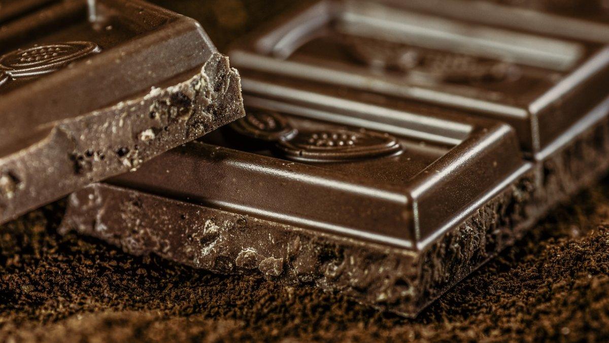 Dark coklat, satu makanan terbaik yang dapat membantu menurunkan berat badan dengan aman.
