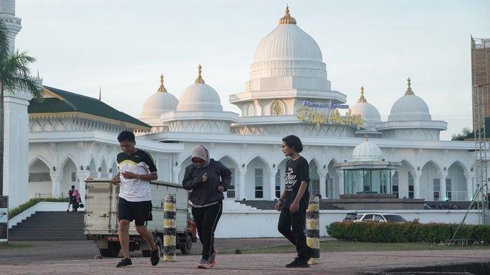 Dataran Engku Puteri Batam.