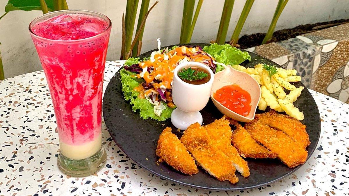 De' Rosse Resto & Cafe, Bandar Lampung, Lampung.