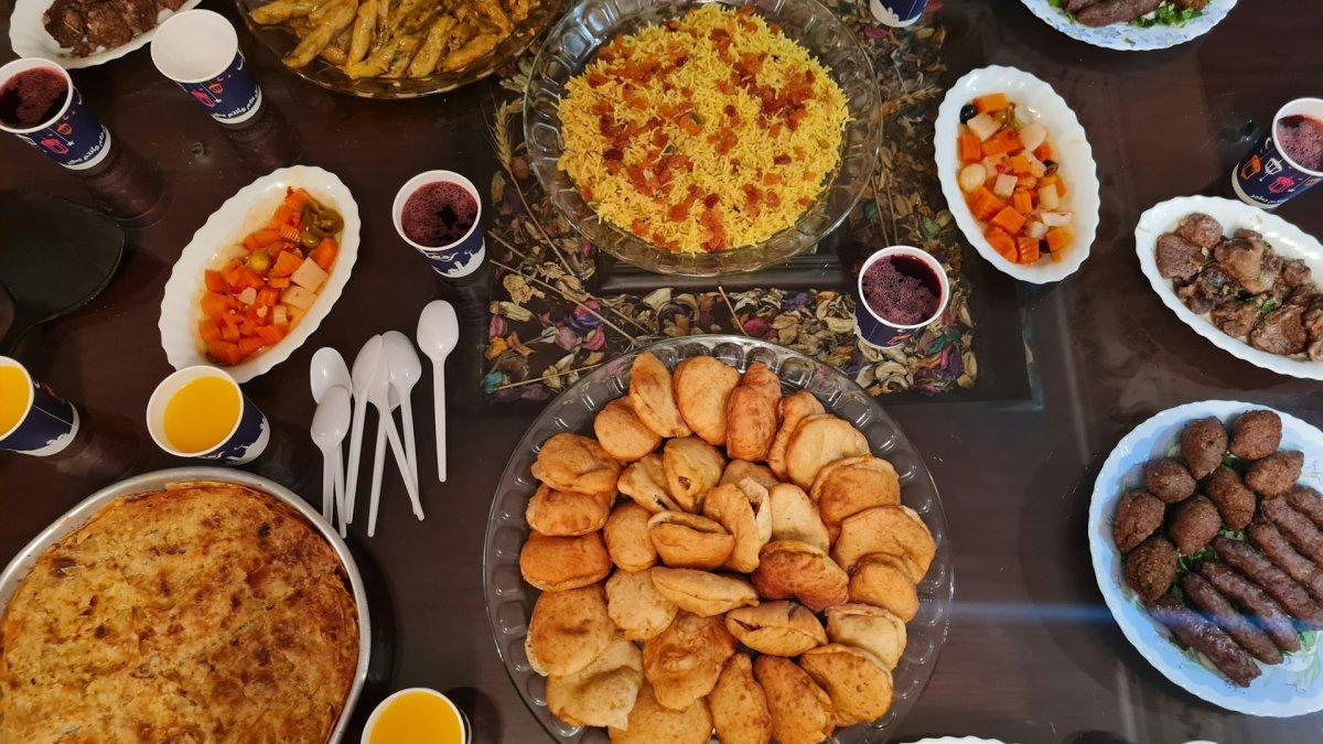 Ilustrasi menu paket bukber all you can eat.