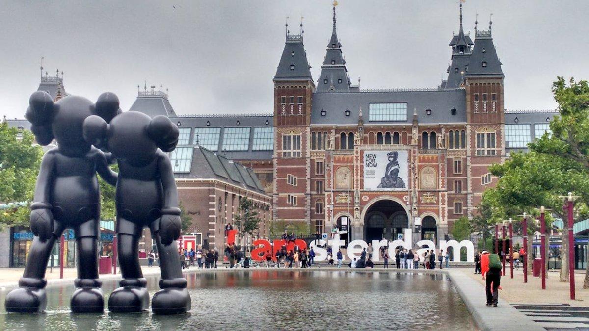 Amsterdam, satu kota di Eropa yang sebaiknya dipikir ulang buat dikunjungi.