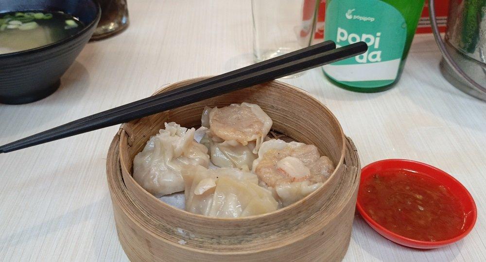 Dim Sum Mix, menu pelengkap Popipop, satu tempat makan ramen enak di Solo.
