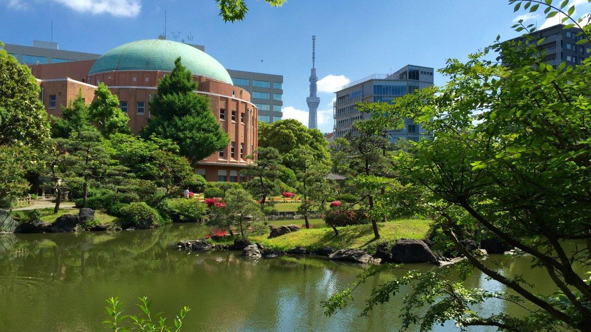Former Yasuda Garden, satu tempat wisata terbaik di Sumida Tokyo Jepang.