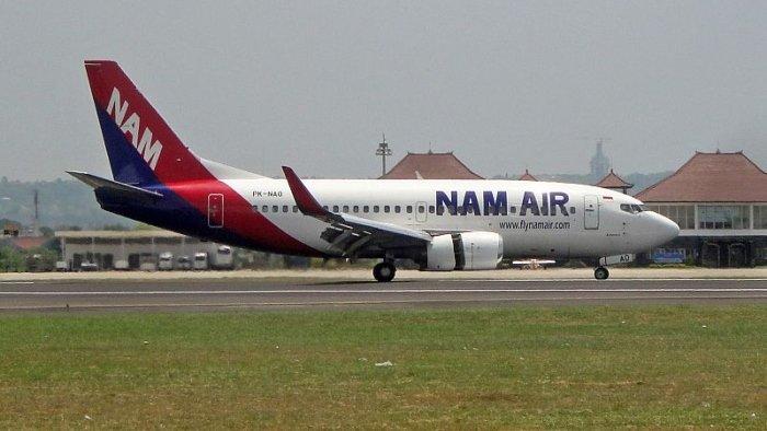 Gambar pesawat Nam Air rute Jakarta-Bali untuk liburan akhir tahun.