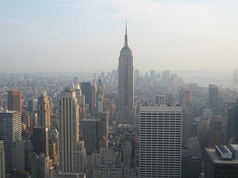 Gedung Empire State, satu jebakan turis di New York City.