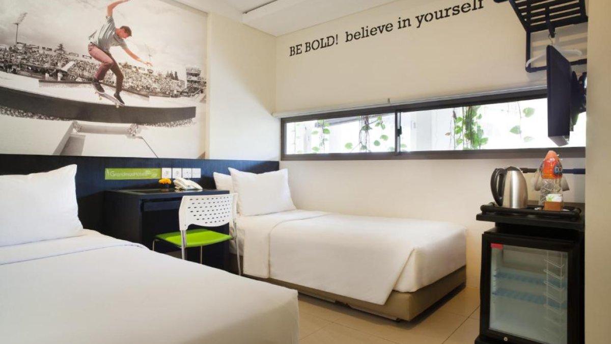 Grandmas Plus Hotel Seminyak, satu hotel bintang 3 dekat Pantai Seminyak Bali mulai Rp 200 ribuan.