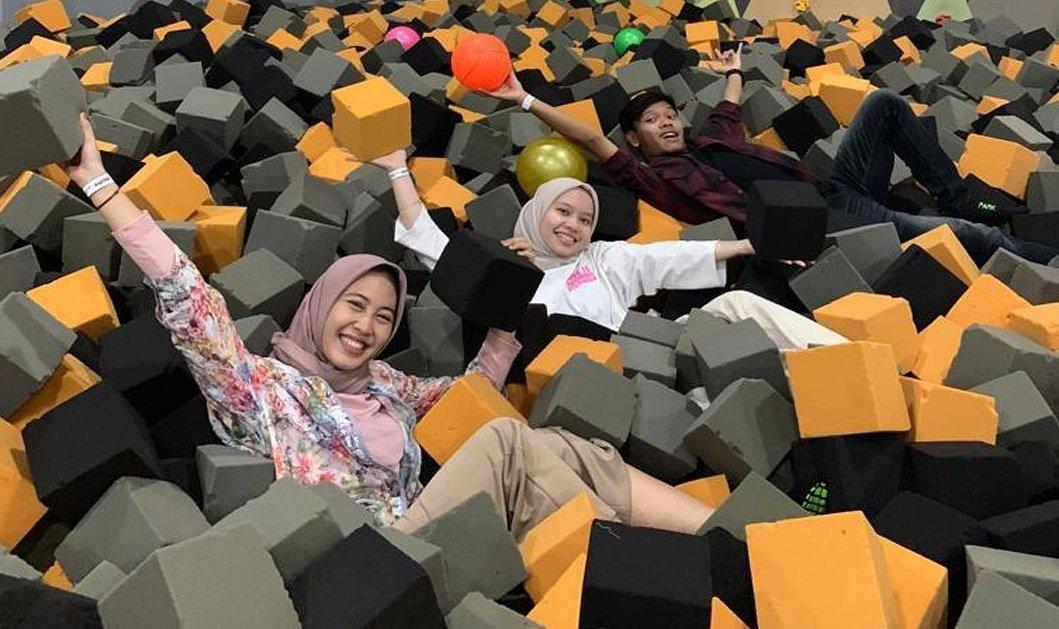 Gravity Trampolin, satu tempat ngabuburit di Semarang.