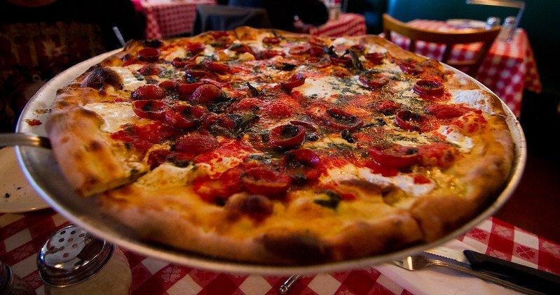 Grimaldi's Pizza, satu jebakan turis di New York City.
