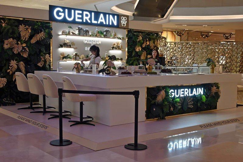 Guerlain, satu merek mewah di dunia.