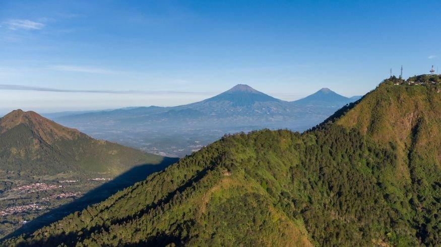Gunung Telomoyo via Arsal.