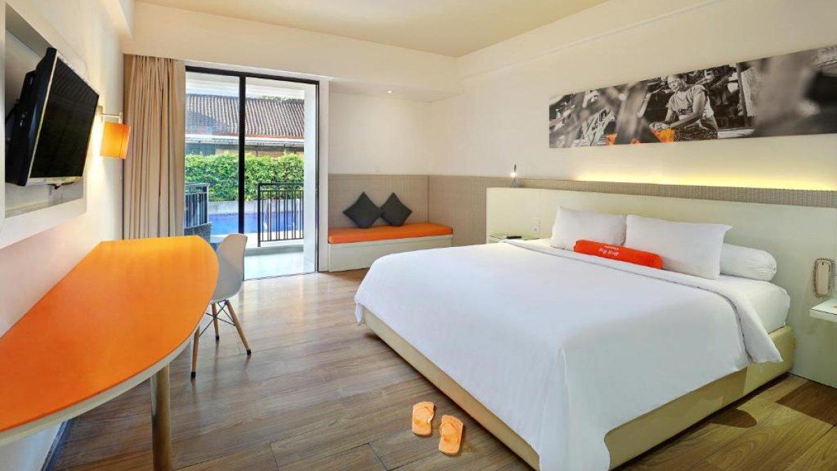 HARRIS Hotel Seminyak, satu hotel bintang 4 dekat Pantai Seminyak Bali.