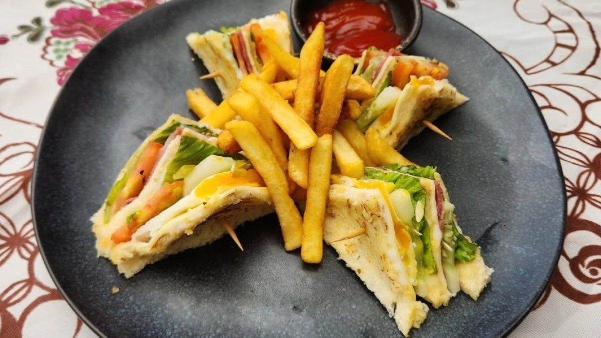 HIFI Coffee and Eatery di Maros, Sulawesi Selatan.