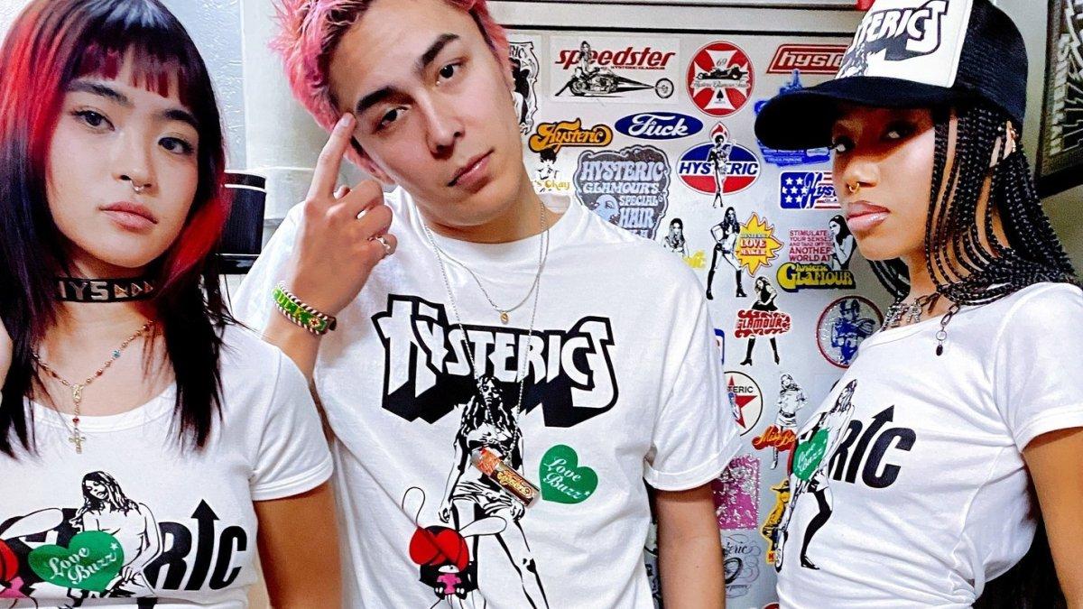 HYSTERIC GLAMOUR, satu merek street fashion paling populer di Jepang yang cocok buat dijadikan oleh-oleh.