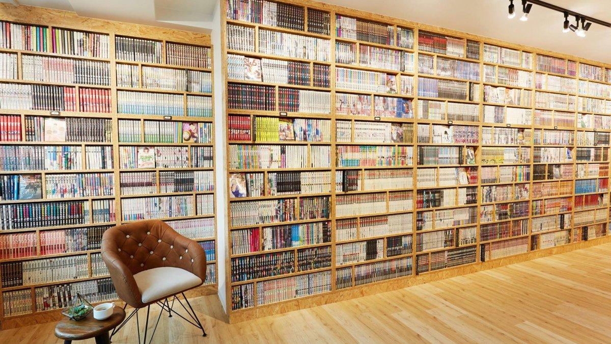 Hailey 5 Cafe, satu kedai kopi dan kafe internet 24 jam terbaik di Tokyo Jepang.