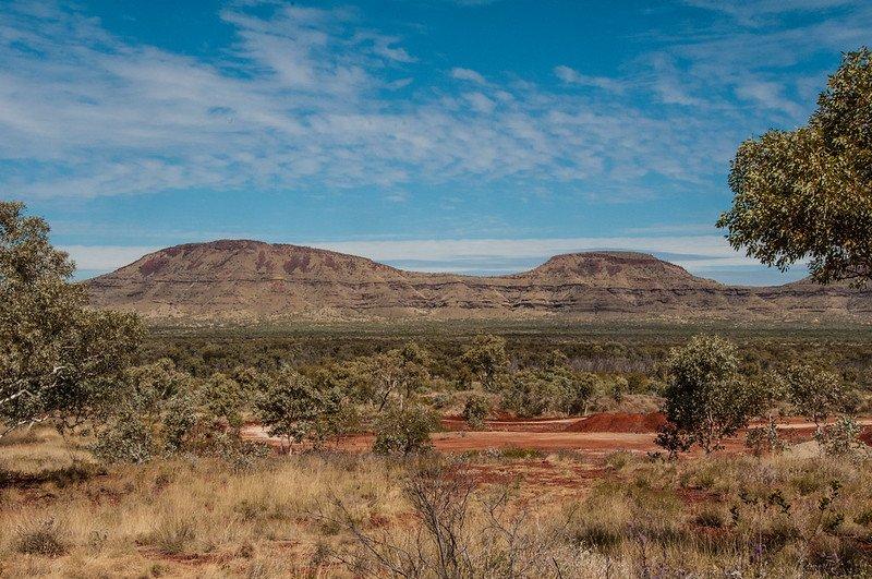 Hamersley Range, satu pegunungan tertua di dunia.