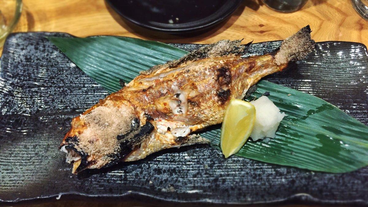 Himono, satu makanan khas Jepang yang cocok buat dijadikan menu sarapan enak dan mengenyangkan.