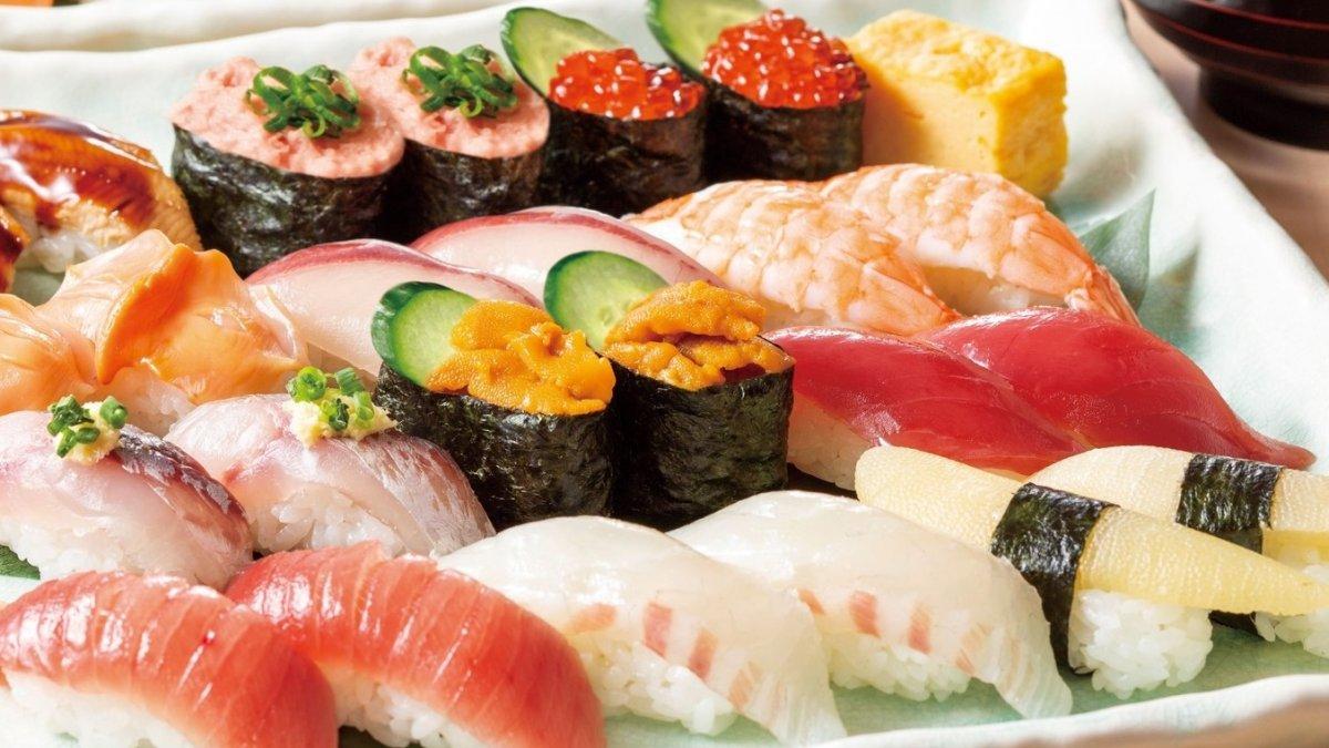 Hina Sushi, satu restoran terbaik di Ginza Tokyo Jepang yang bisa kamu kunjungi.