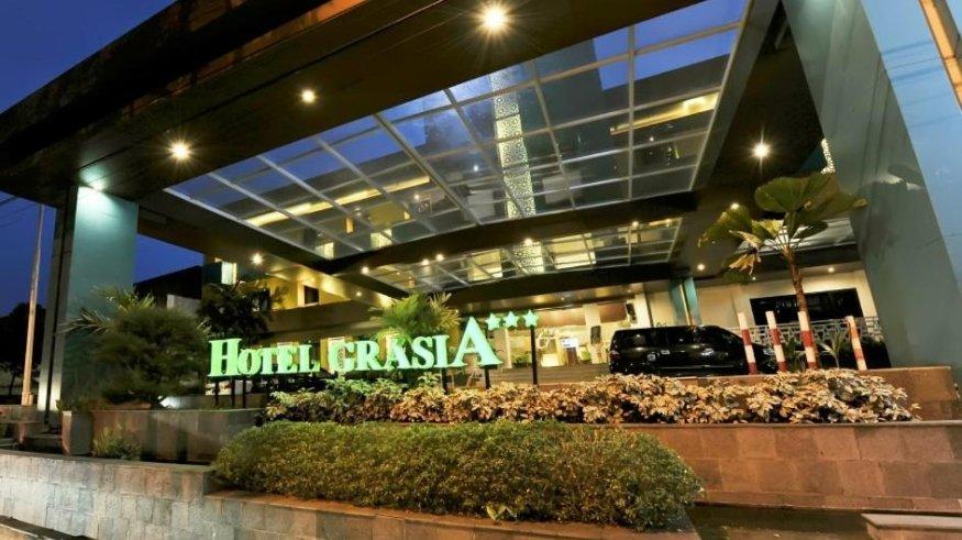 Hotel Grasia Semarang.